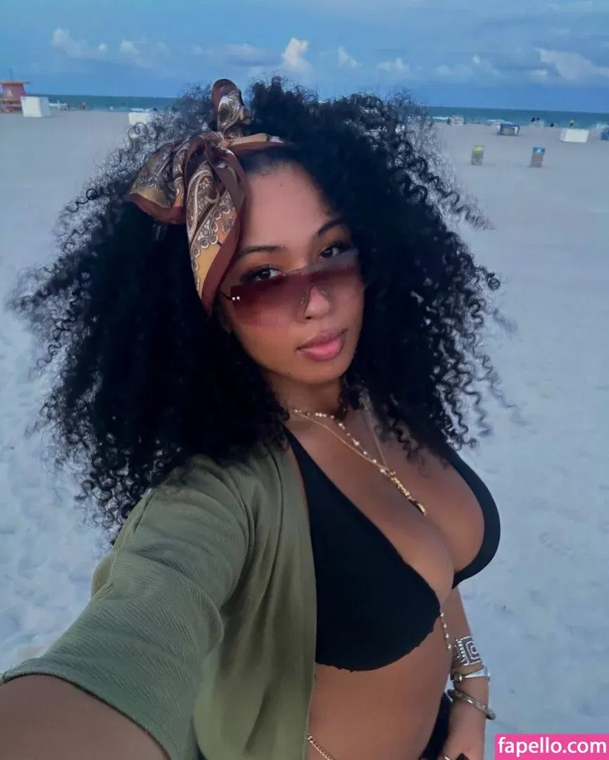 Danielle Ramona Onlyfans Photo Gallery 