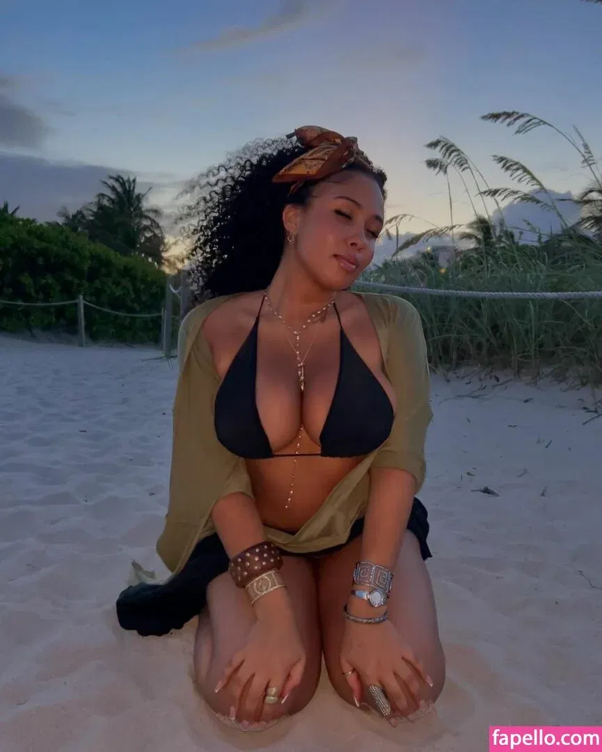 Danielle Ramona Onlyfans Photo Gallery 