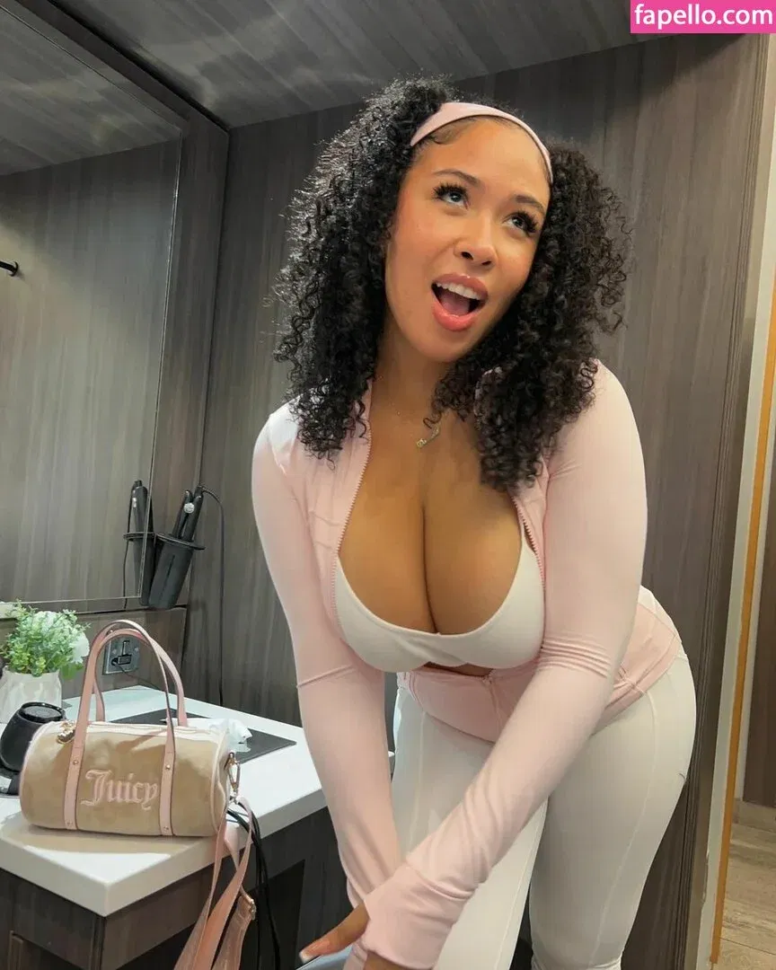 Danielle Ramona Onlyfans Photo Gallery 