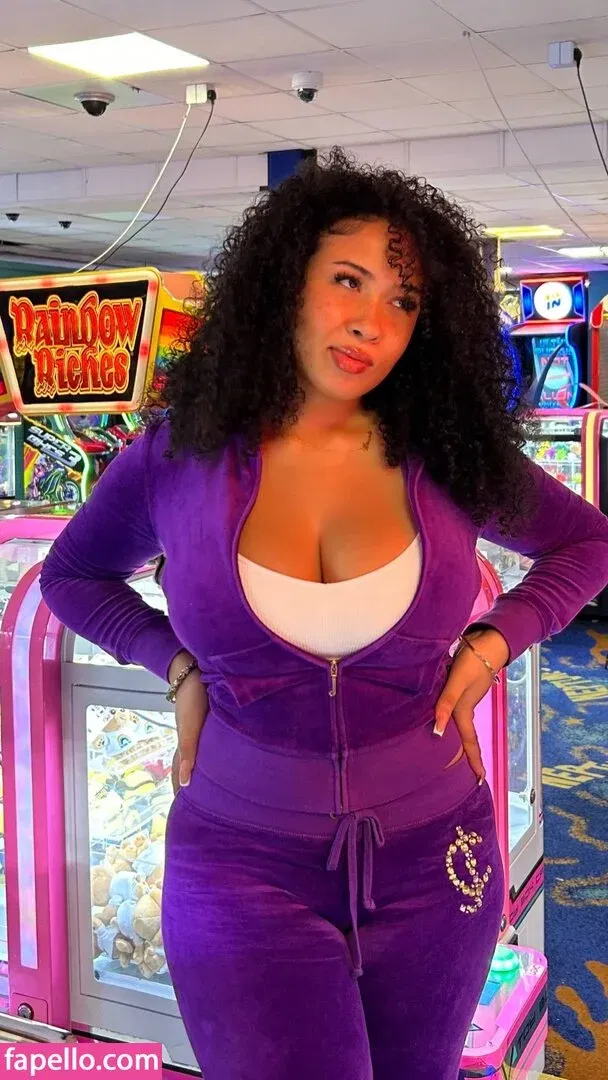 Danielle Ramona Onlyfans Photo Gallery 