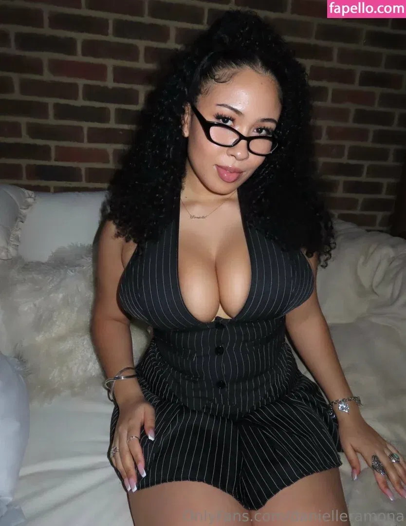 Danielle Ramona Onlyfans Photo Gallery 
