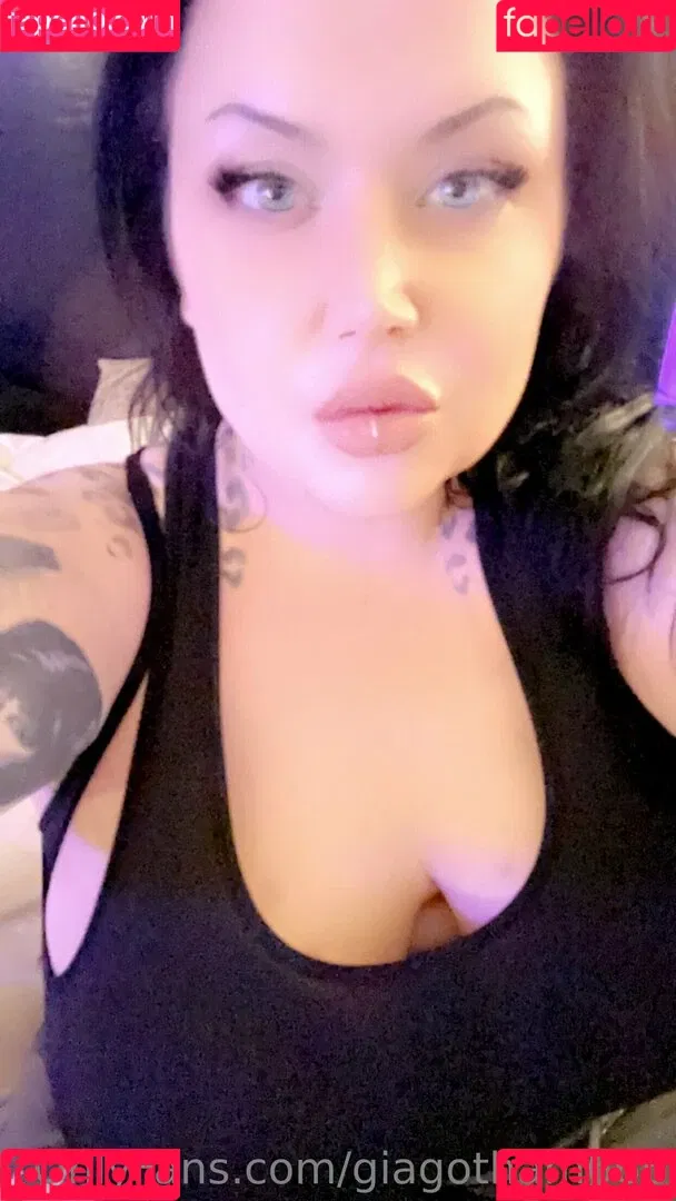 giagotham666 Onlyfans Photo Gallery 
