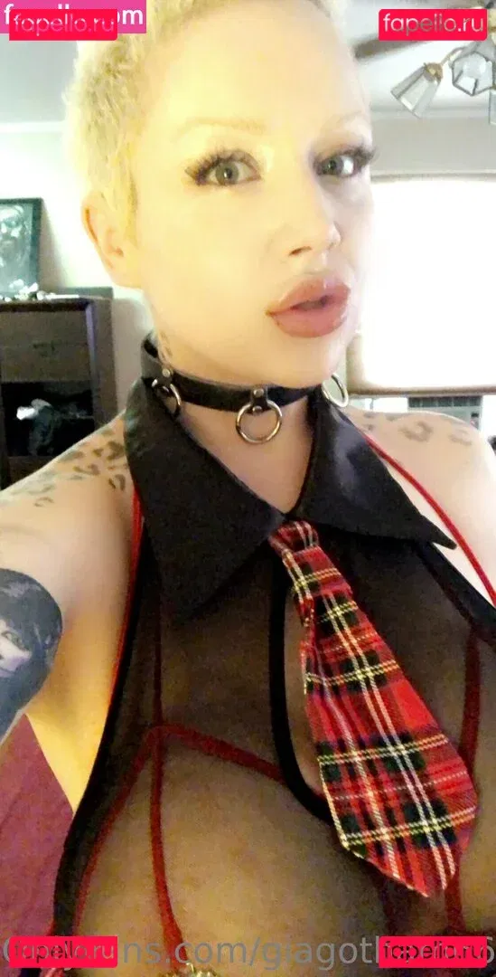 giagotham666 Onlyfans Photo Gallery 