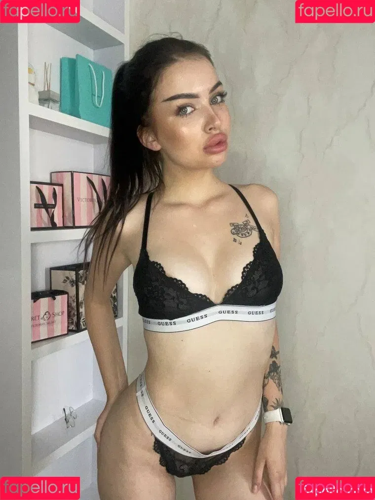 baby6661666 Onlyfans Photo Gallery 