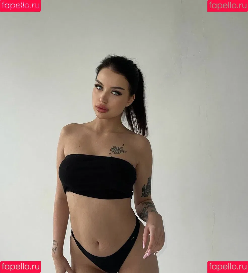 baby6661666 Onlyfans Photo Gallery 