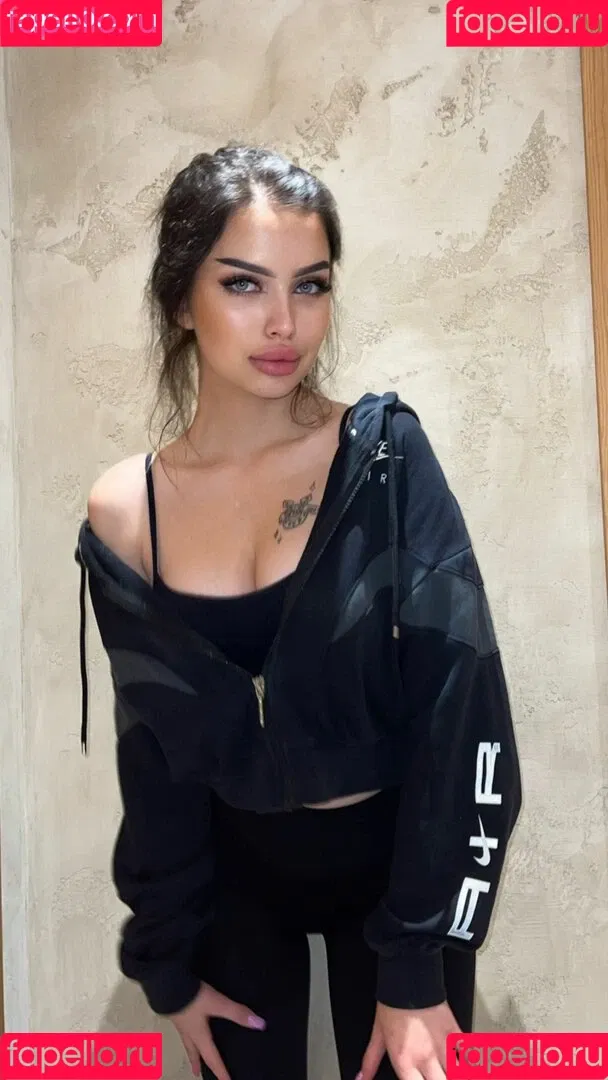 baby6661666 Onlyfans Photo Gallery 