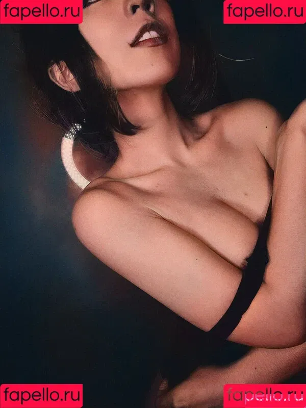 MAIScnhyo Onlyfans Photo Gallery 