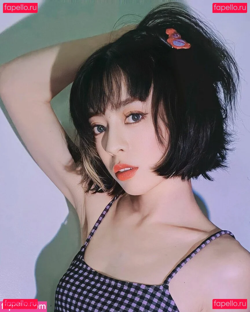 MAIScnhyo Onlyfans Photo Gallery 