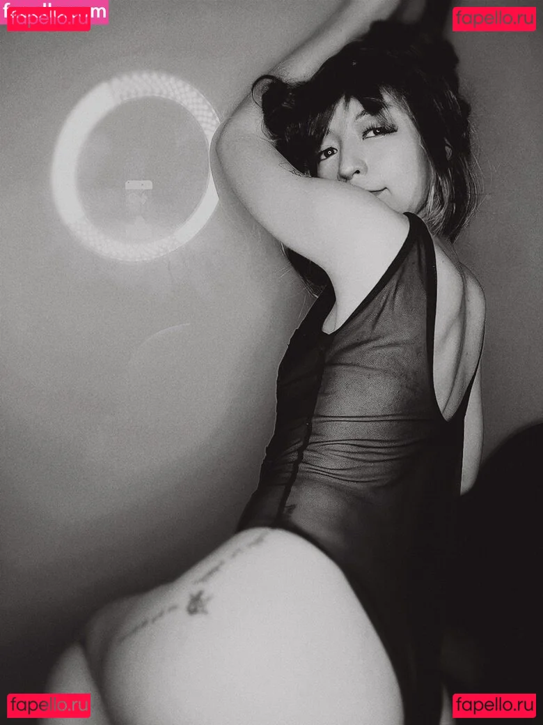 MAIScnhyo Onlyfans Photo Gallery 