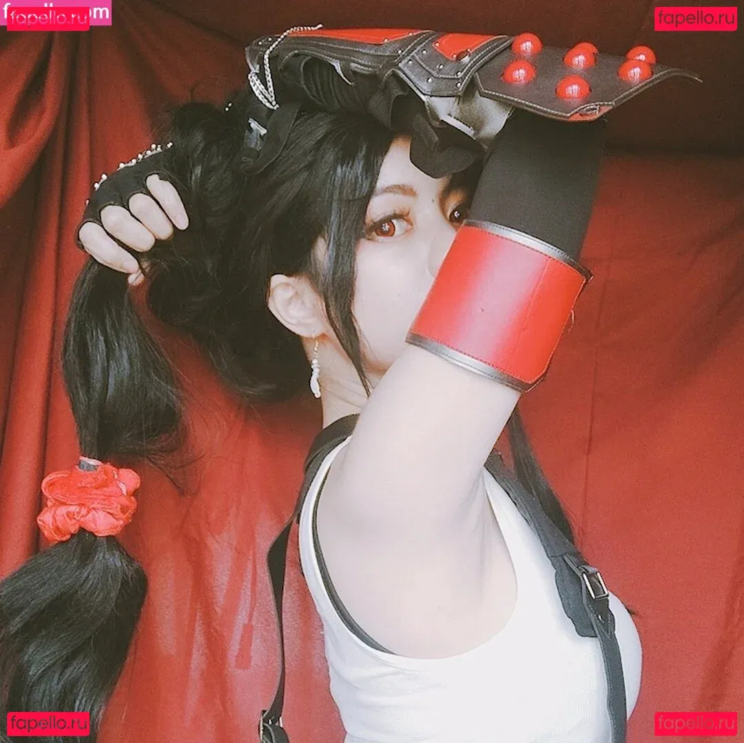 MAIScnhyo Onlyfans Photo Gallery 