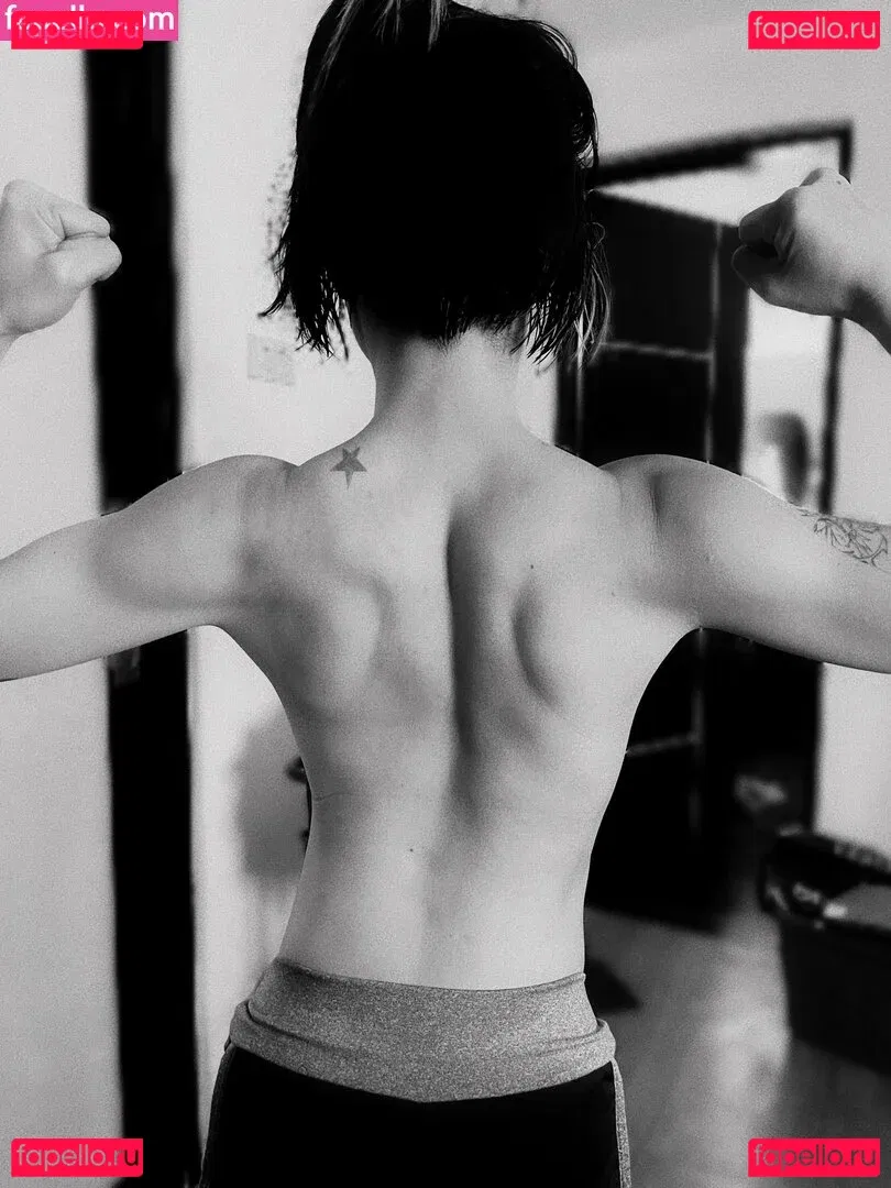 MAIScnhyo Onlyfans Photo Gallery 