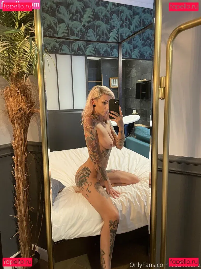 CerizVodka Onlyfans Photo Gallery 