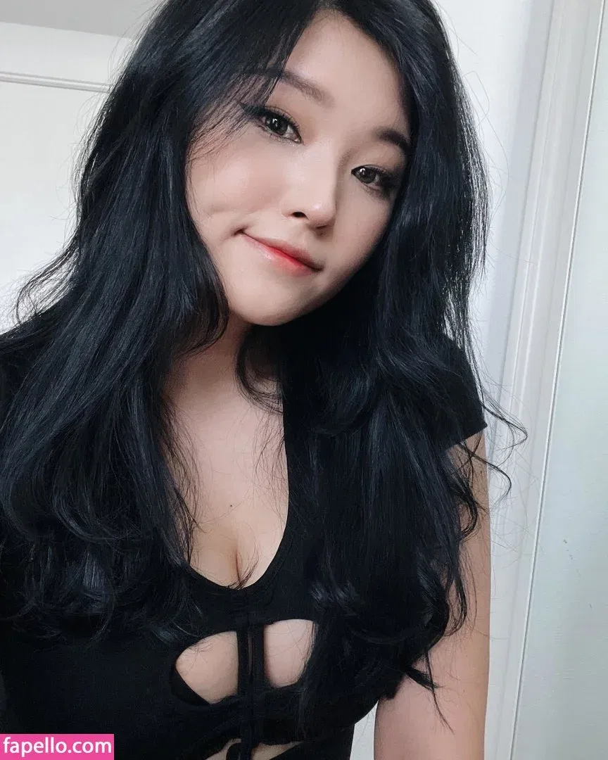 Hayun Onlyfans Photo Gallery 