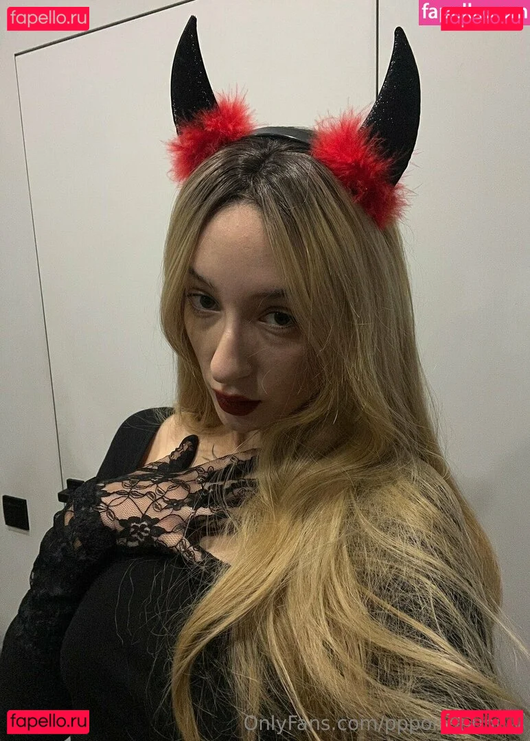 pppoisonnnivy Onlyfans Photo Gallery 