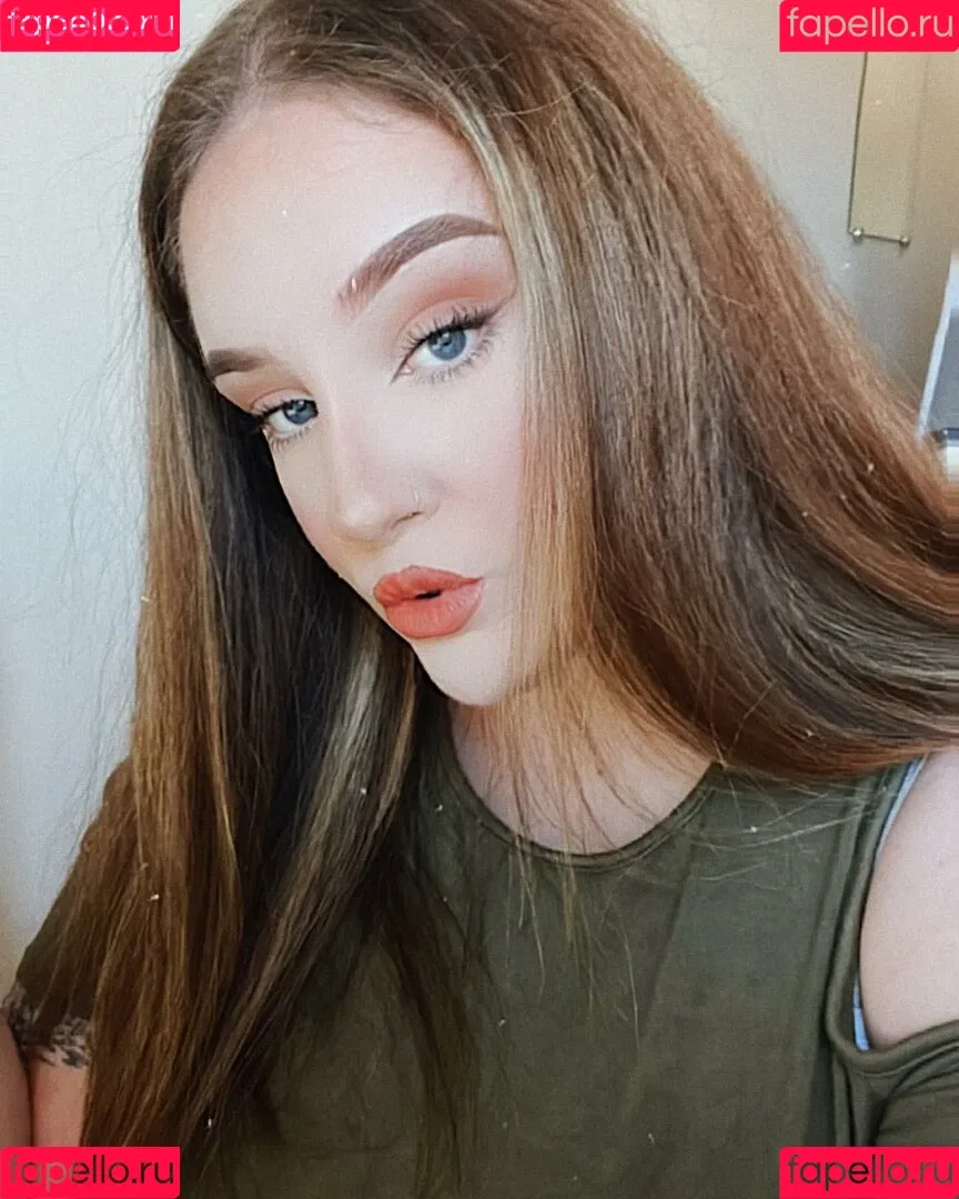 emss.x Onlyfans Photo Gallery 