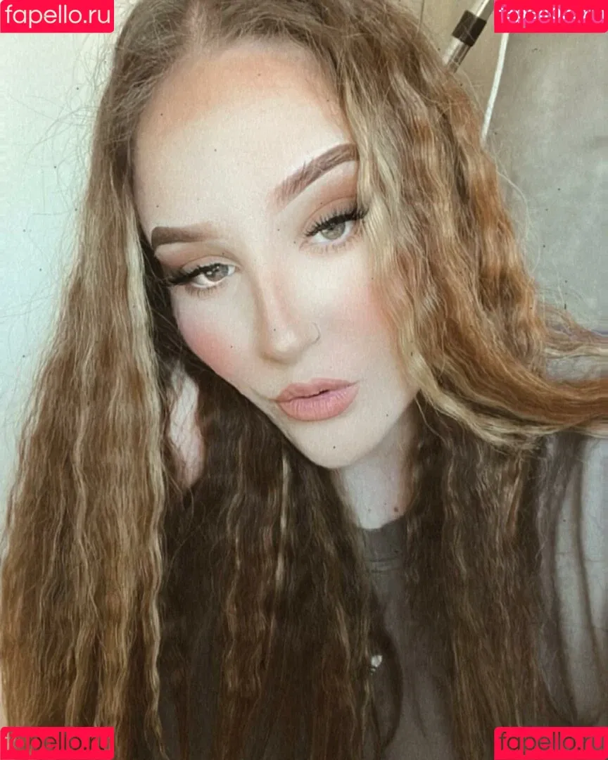 emss.x Onlyfans Photo Gallery 