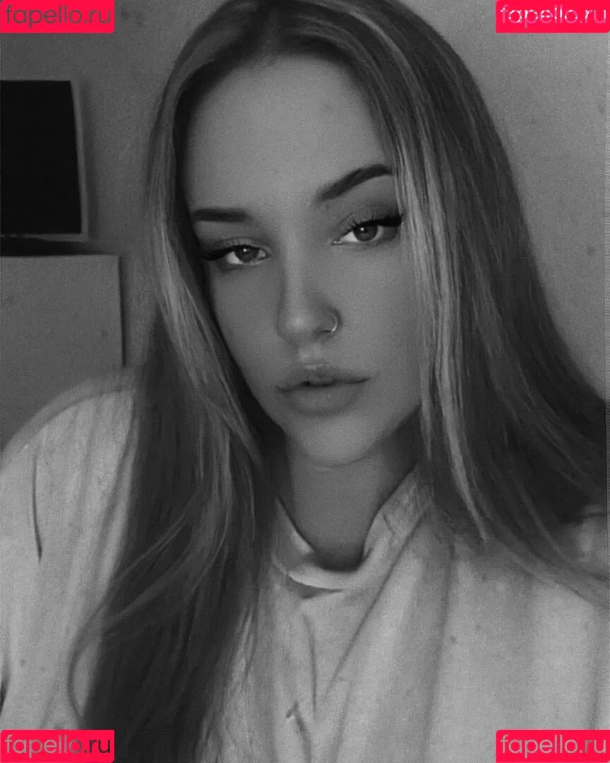emss.x Onlyfans Photo Gallery 