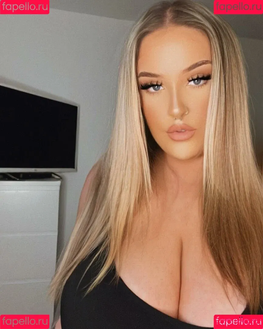 emss.x Onlyfans Photo Gallery 