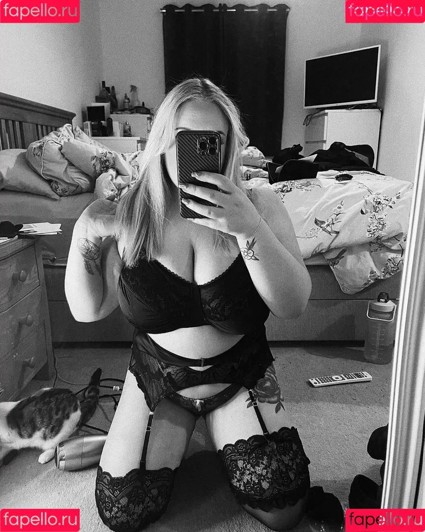 emss.x Onlyfans Photo Gallery 