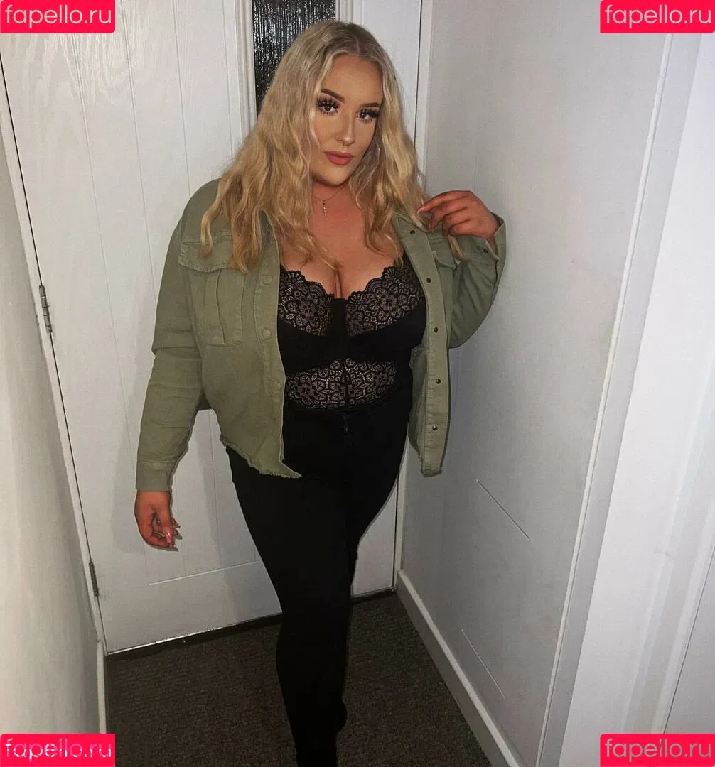 emss.x Onlyfans Photo Gallery 