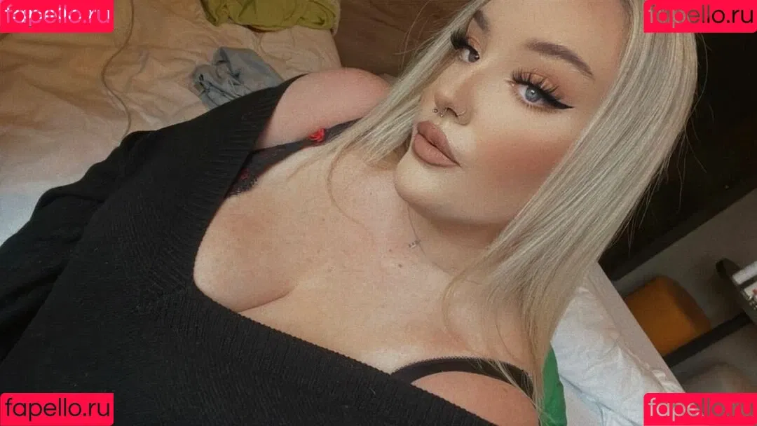 emss.x Onlyfans Photo Gallery 
