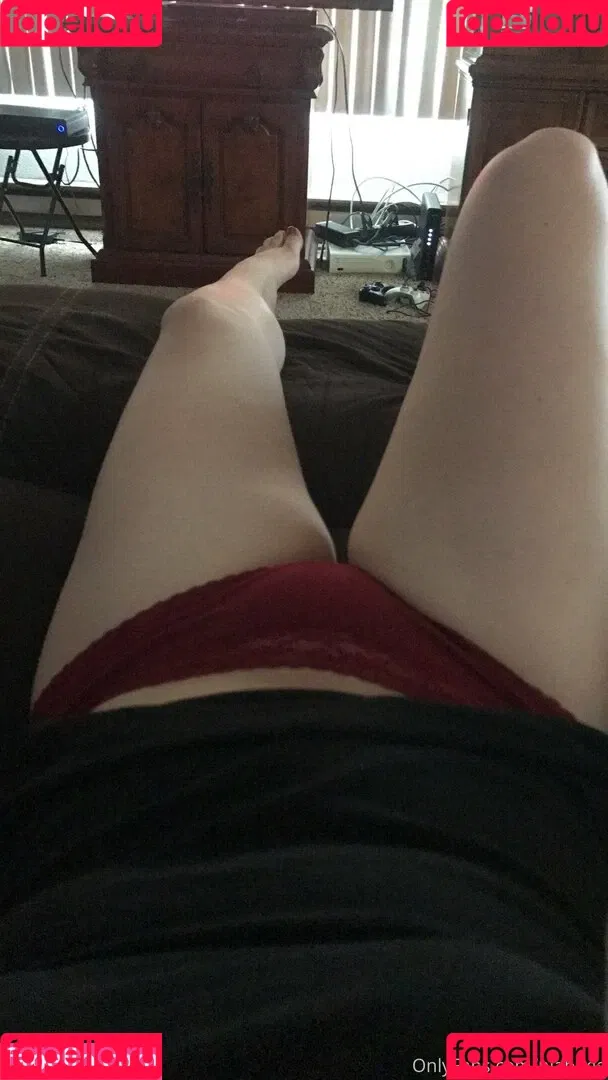 niabugs Onlyfans Photo Gallery 