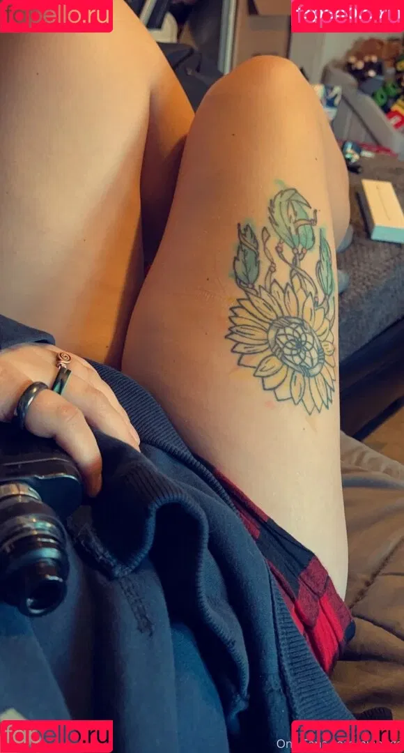 niabugs Onlyfans Photo Gallery 