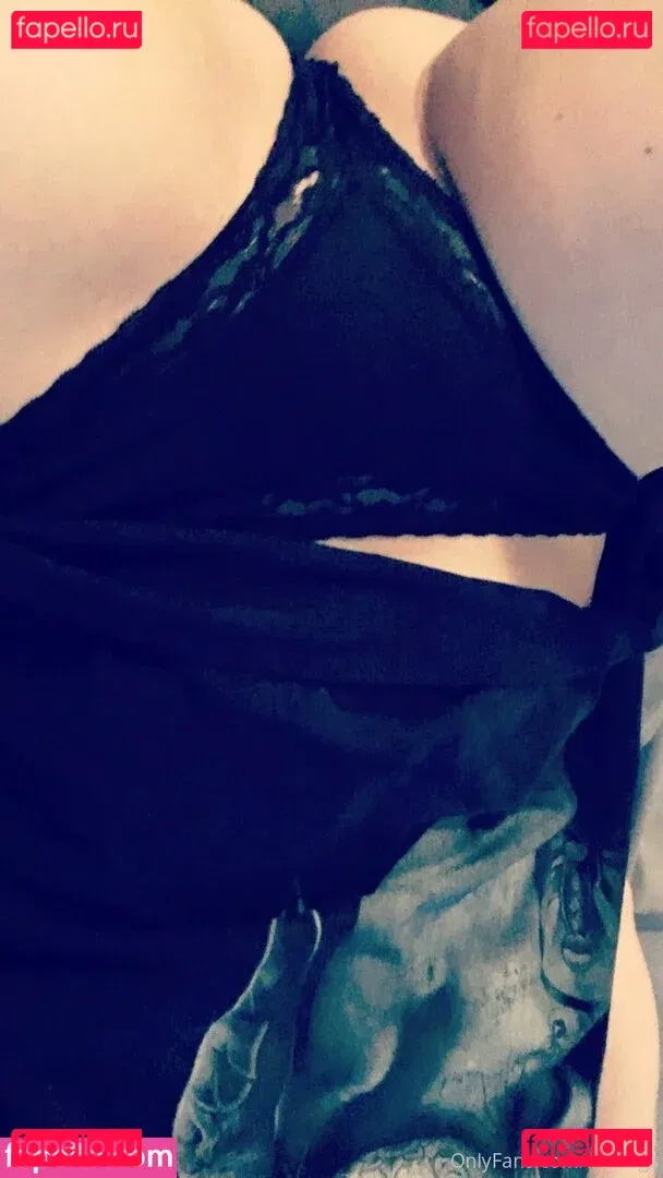 niabugs Onlyfans Photo Gallery 