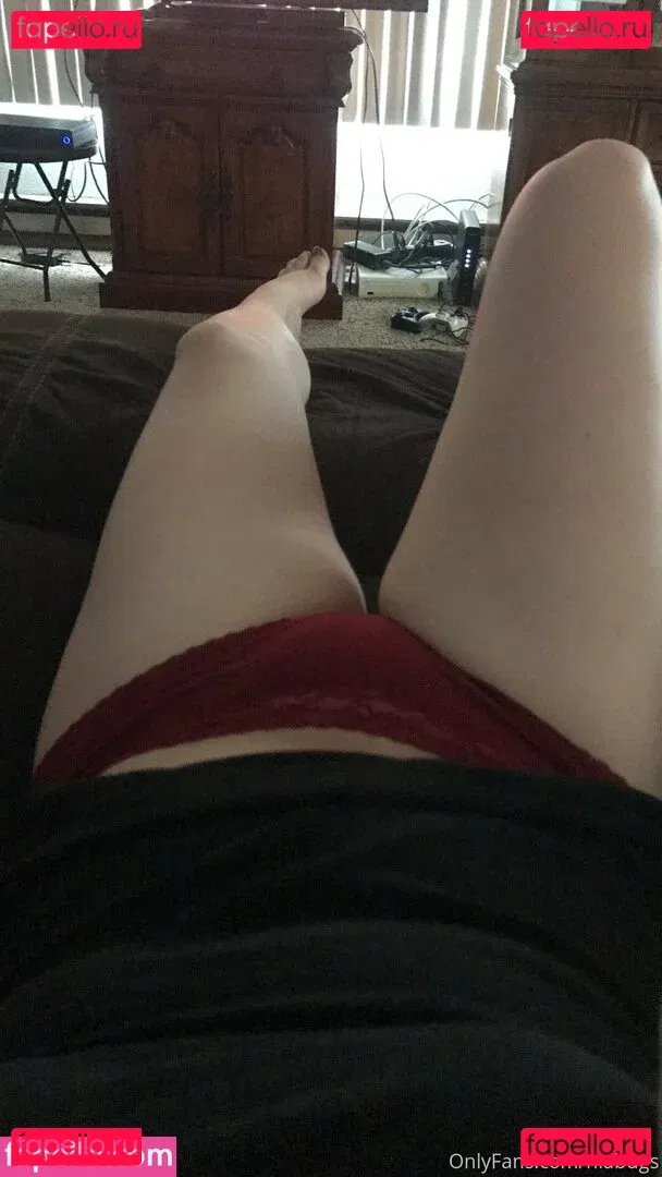 niabugs Onlyfans Photo Gallery 