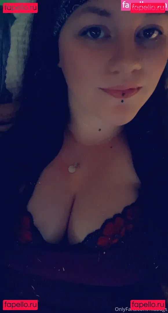 niabugs Onlyfans Photo Gallery 