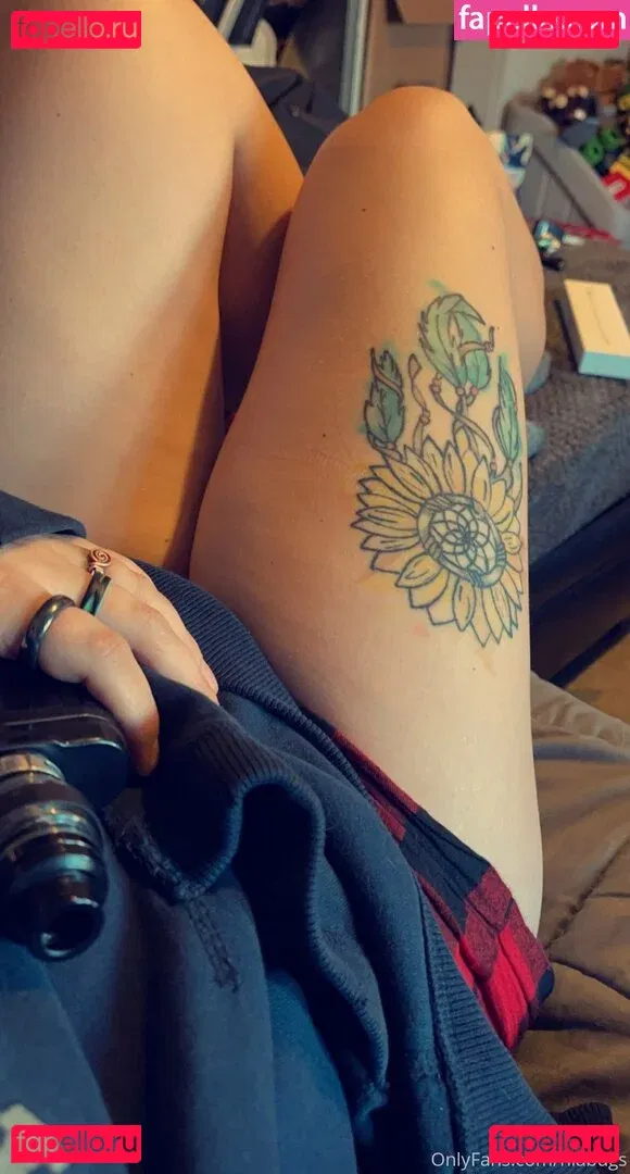 niabugs Onlyfans Photo Gallery 