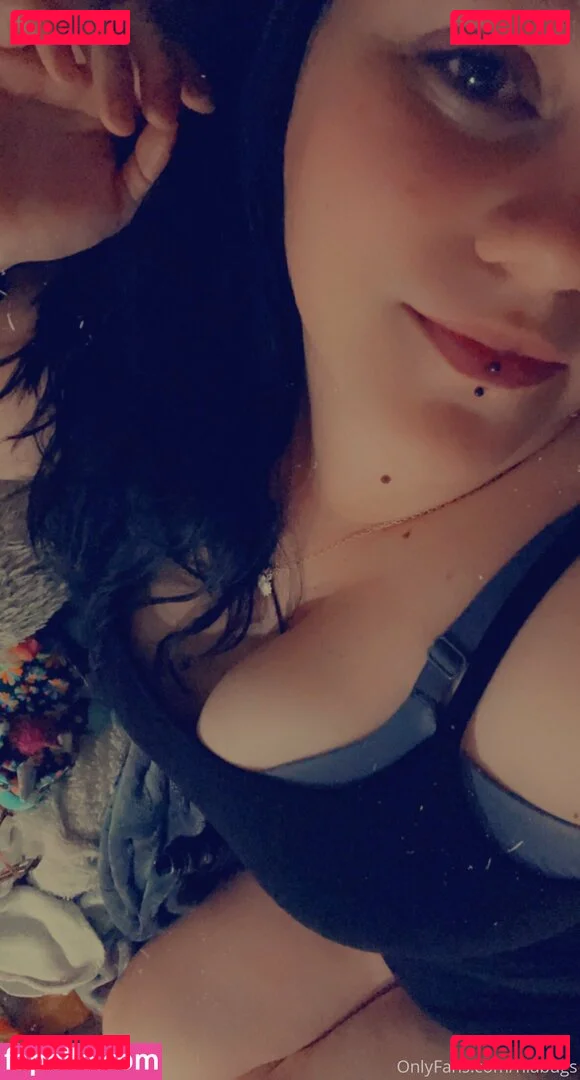 niabugs Onlyfans Photo Gallery 