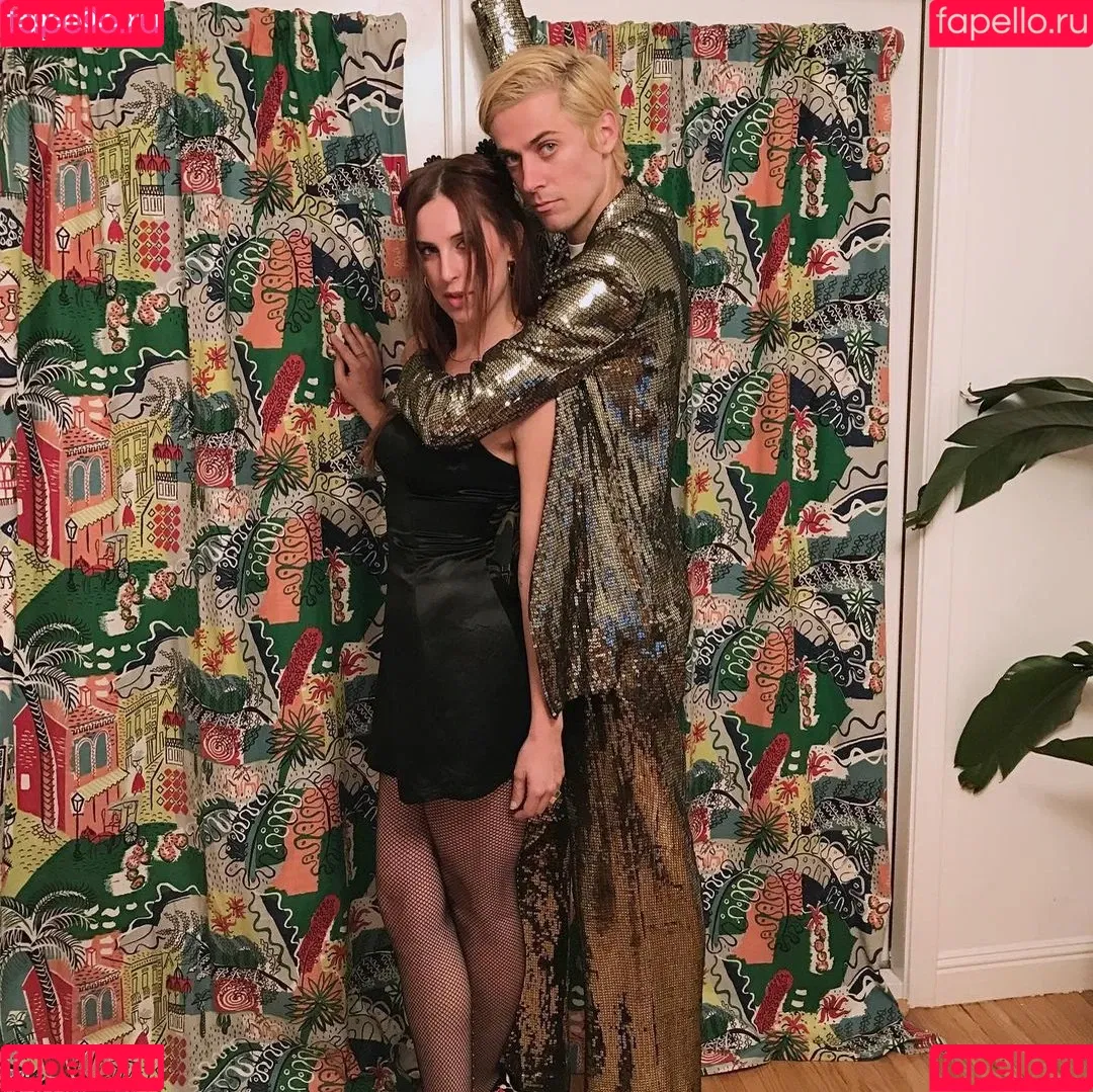 Scout Willis Onlyfans Photo Gallery 