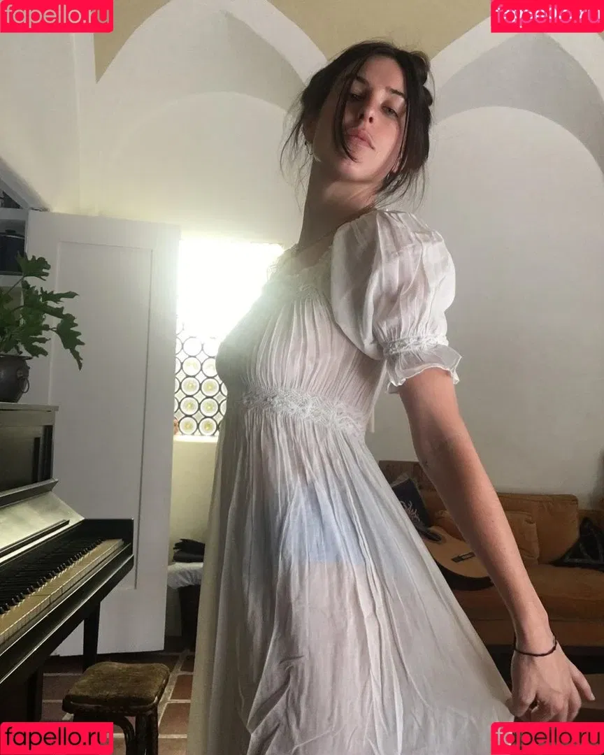 Scout Willis Onlyfans Photo Gallery 