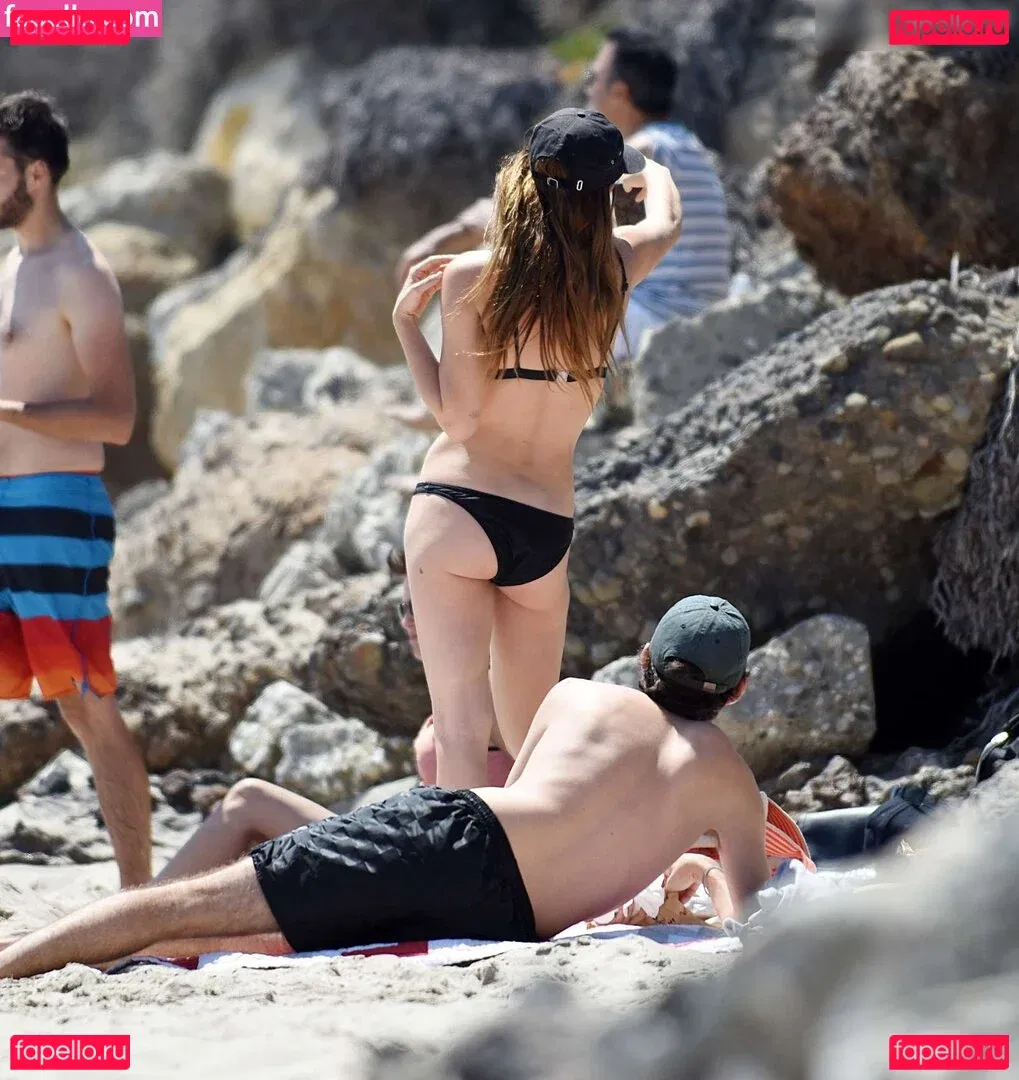 Scout Willis Onlyfans Photo Gallery 