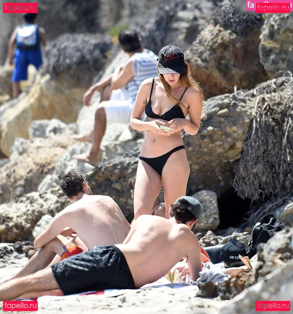 Scout Willis Onlyfans Photo Gallery 