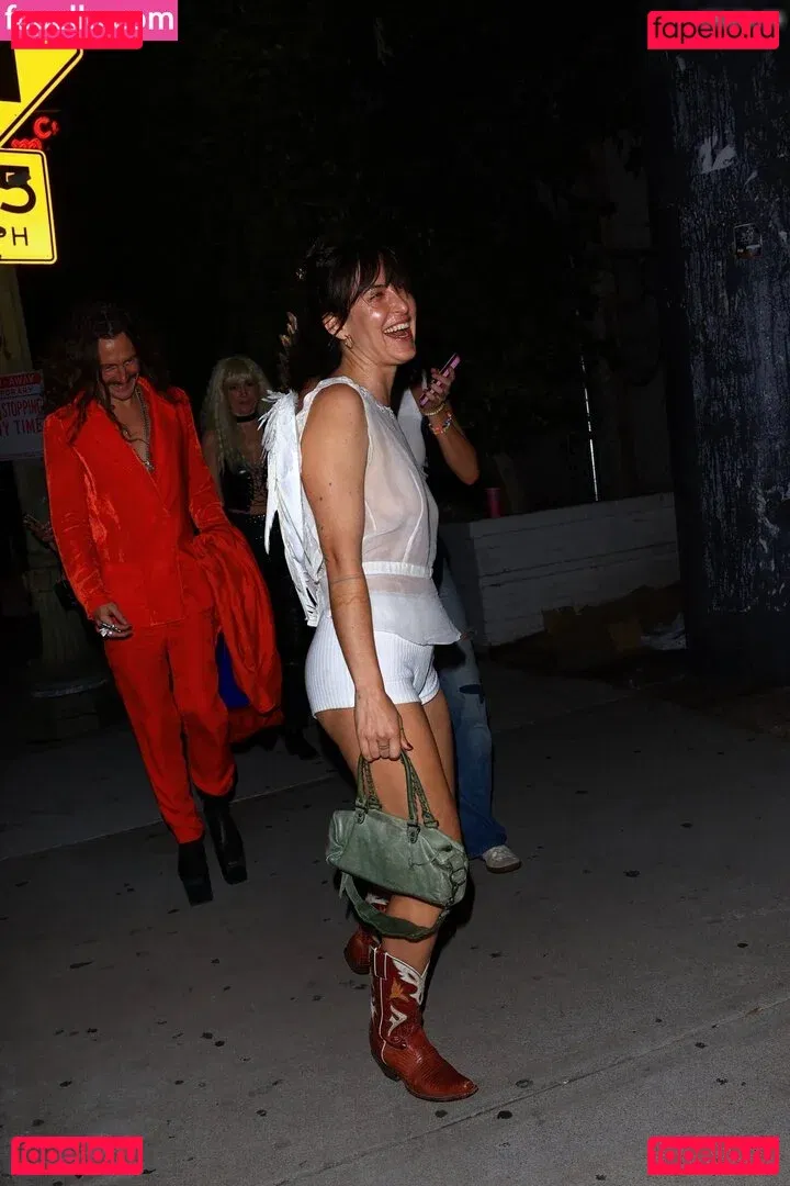 Scout Willis Onlyfans Photo Gallery 