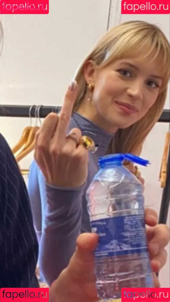Angèle Van Laeken Onlyfans Photo Gallery 