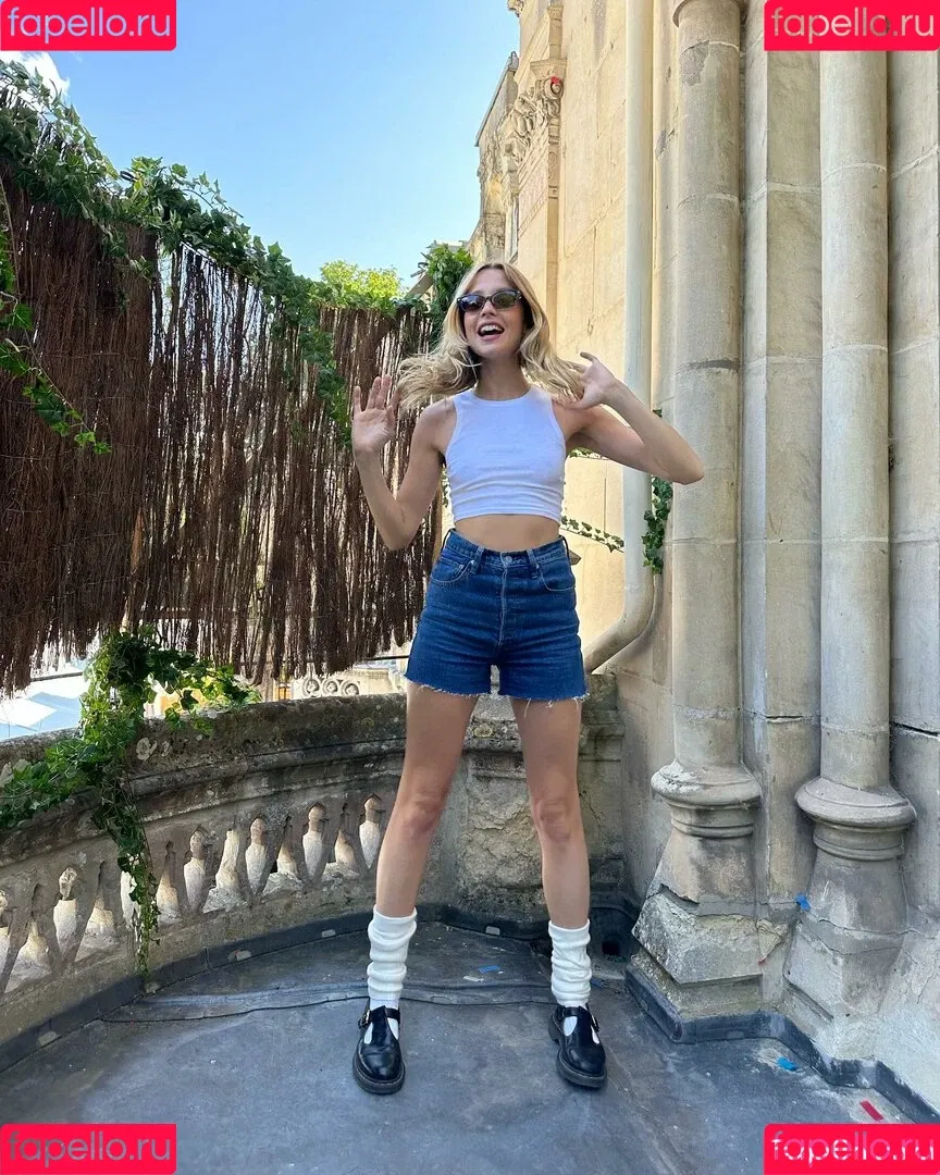 Angèle Van Laeken Onlyfans Photo Gallery 