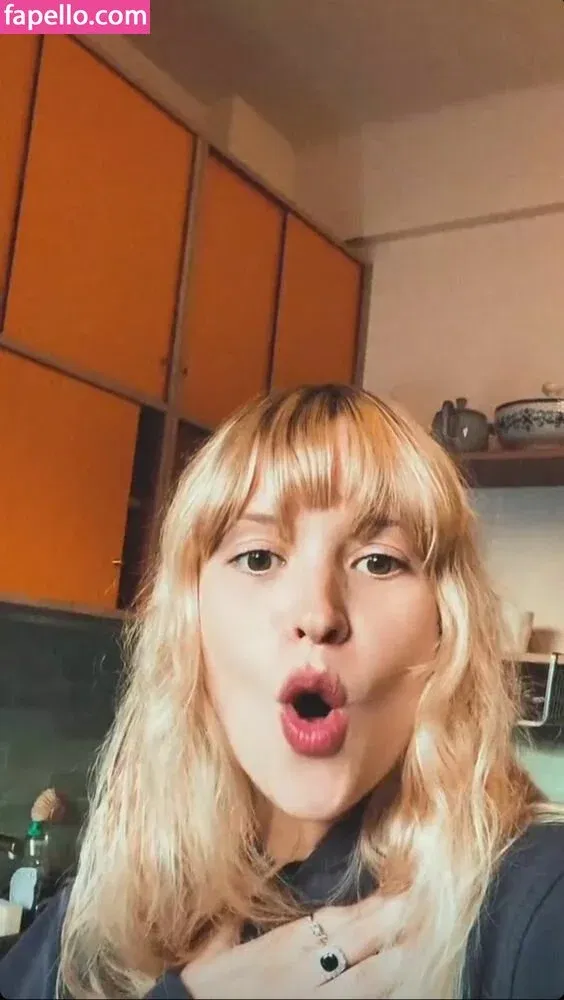 Angèle Van Laeken Onlyfans Photo Gallery 