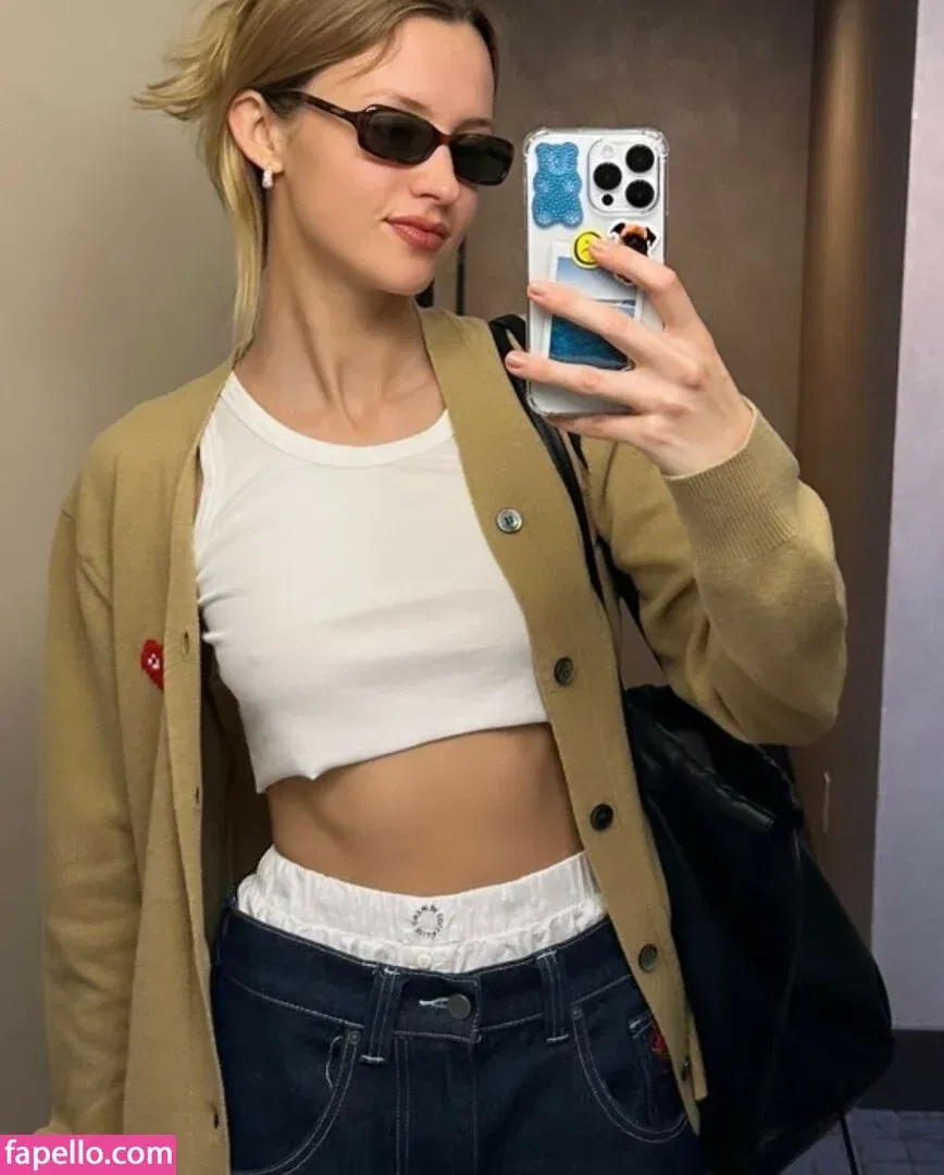 Angèle Van Laeken Onlyfans Photo Gallery 