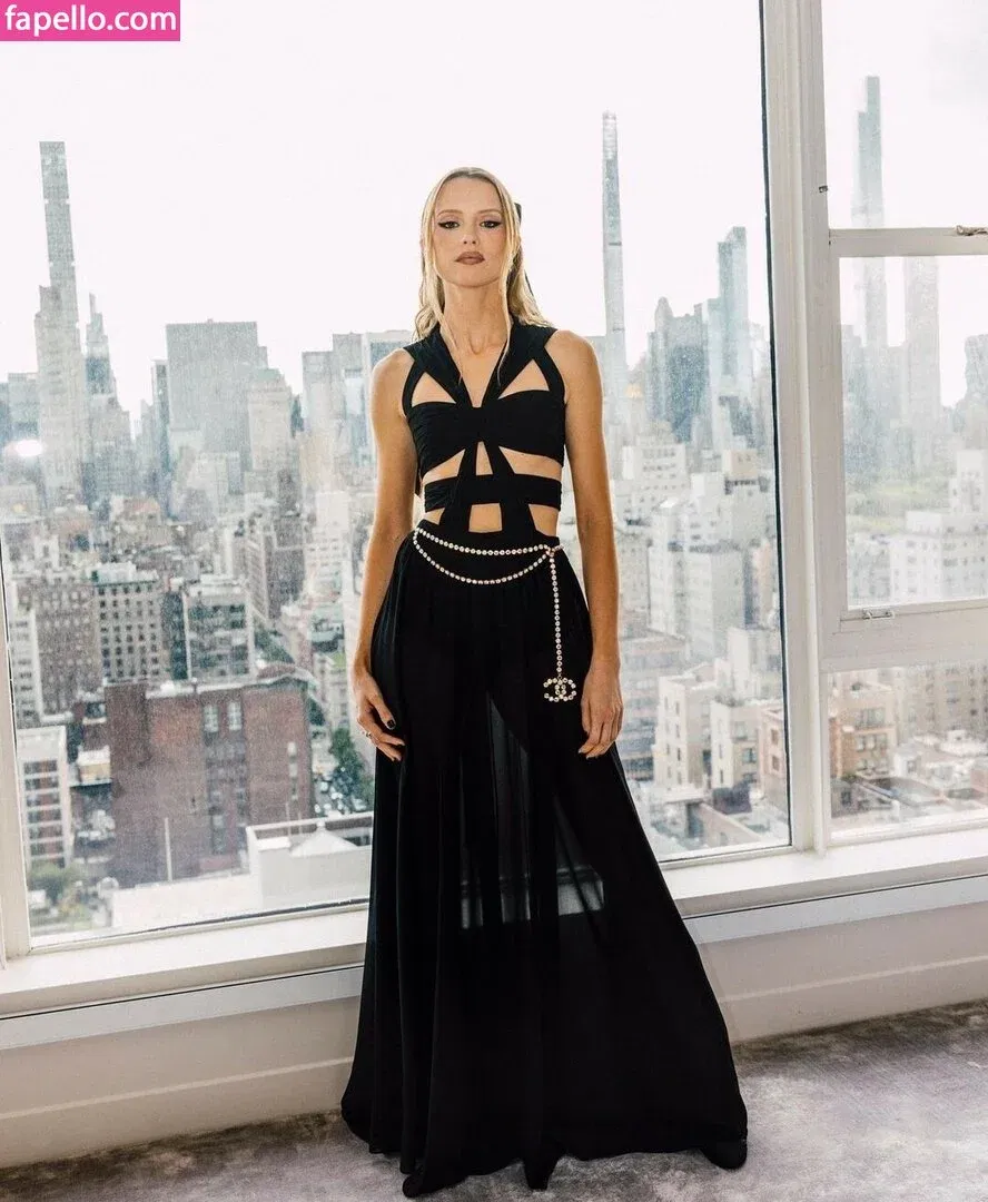 Angèle Van Laeken Onlyfans Photo Gallery 