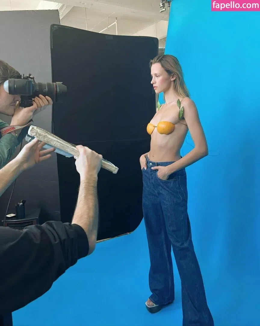 Angèle Van Laeken Onlyfans Photo Gallery 