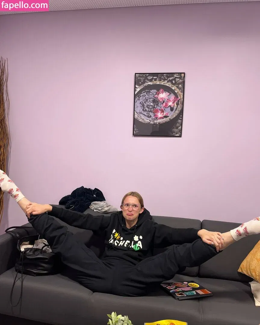 Angèle Van Laeken Onlyfans Photo Gallery 