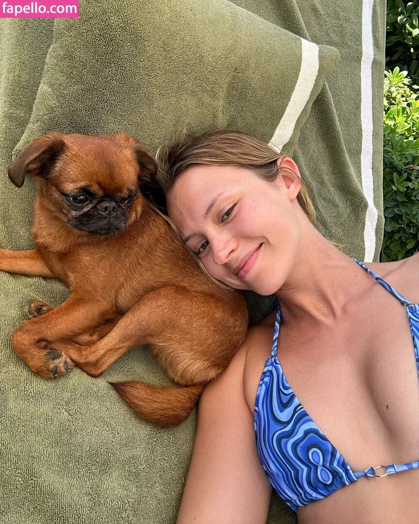 Angèle Van Laeken Onlyfans Photo Gallery 