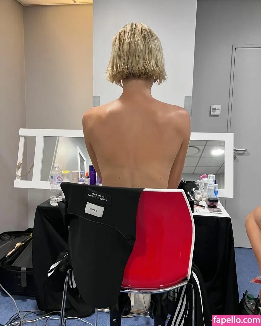 Angèle Van Laeken Onlyfans Photo Gallery 