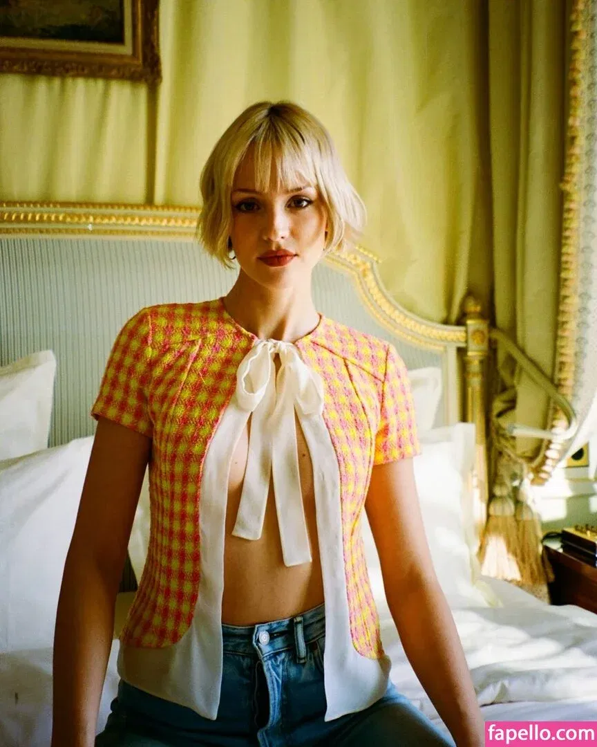 Angèle Van Laeken Onlyfans Photo Gallery 