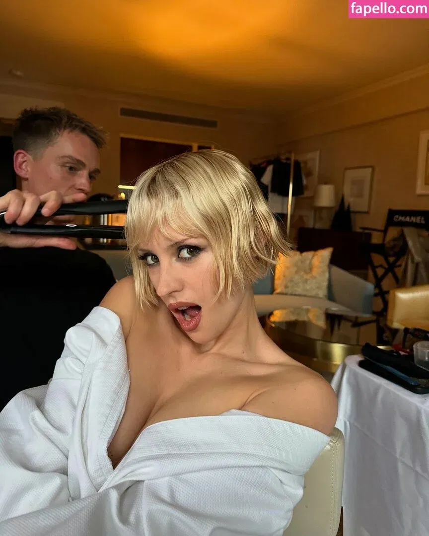 Angèle Van Laeken Onlyfans Photo Gallery 