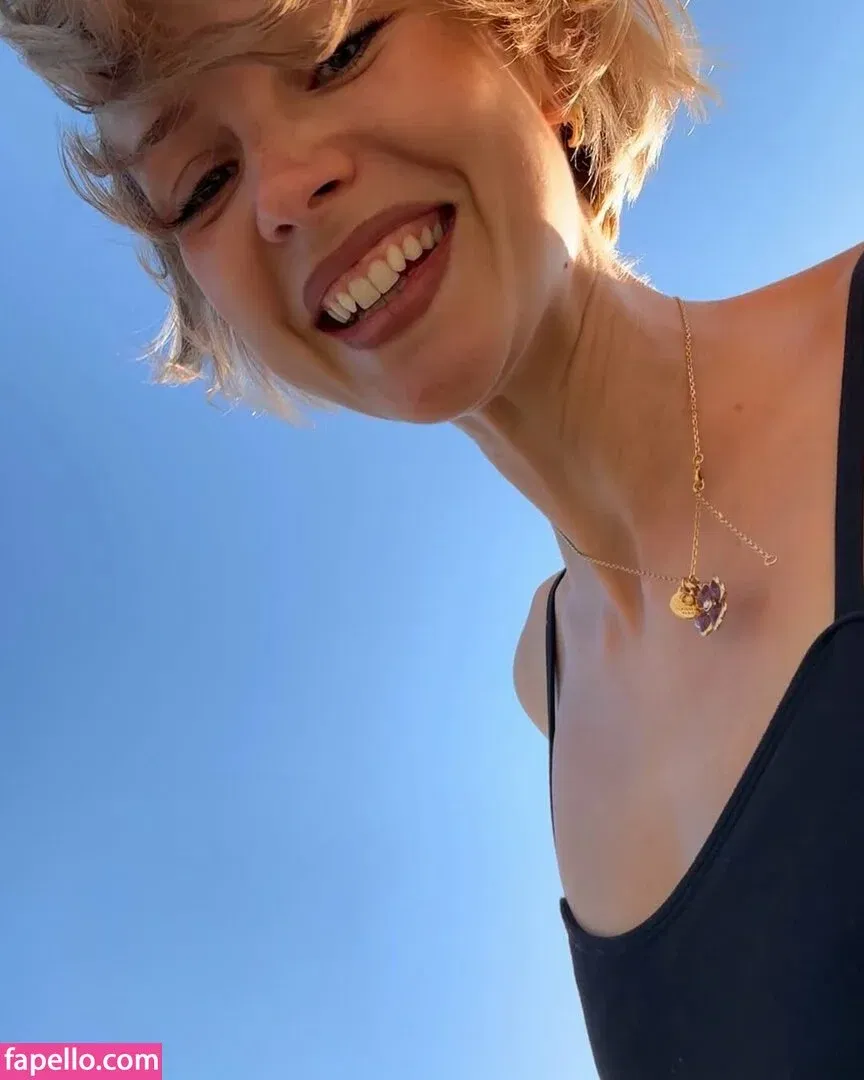 Angèle Van Laeken Onlyfans Photo Gallery 