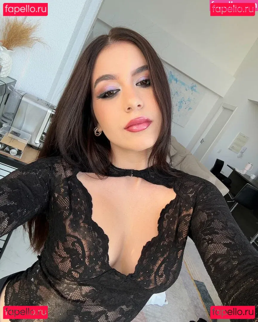 Sofia Santino Onlyfans Photo Gallery 